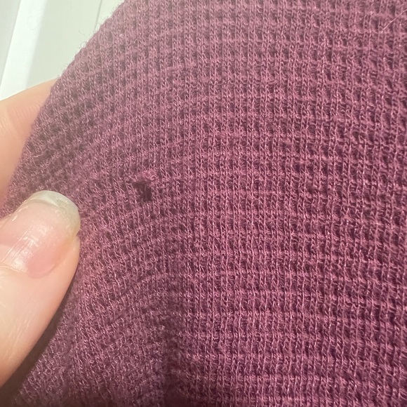 5/$20 Hollister crop sweater - Picture 4 of 4